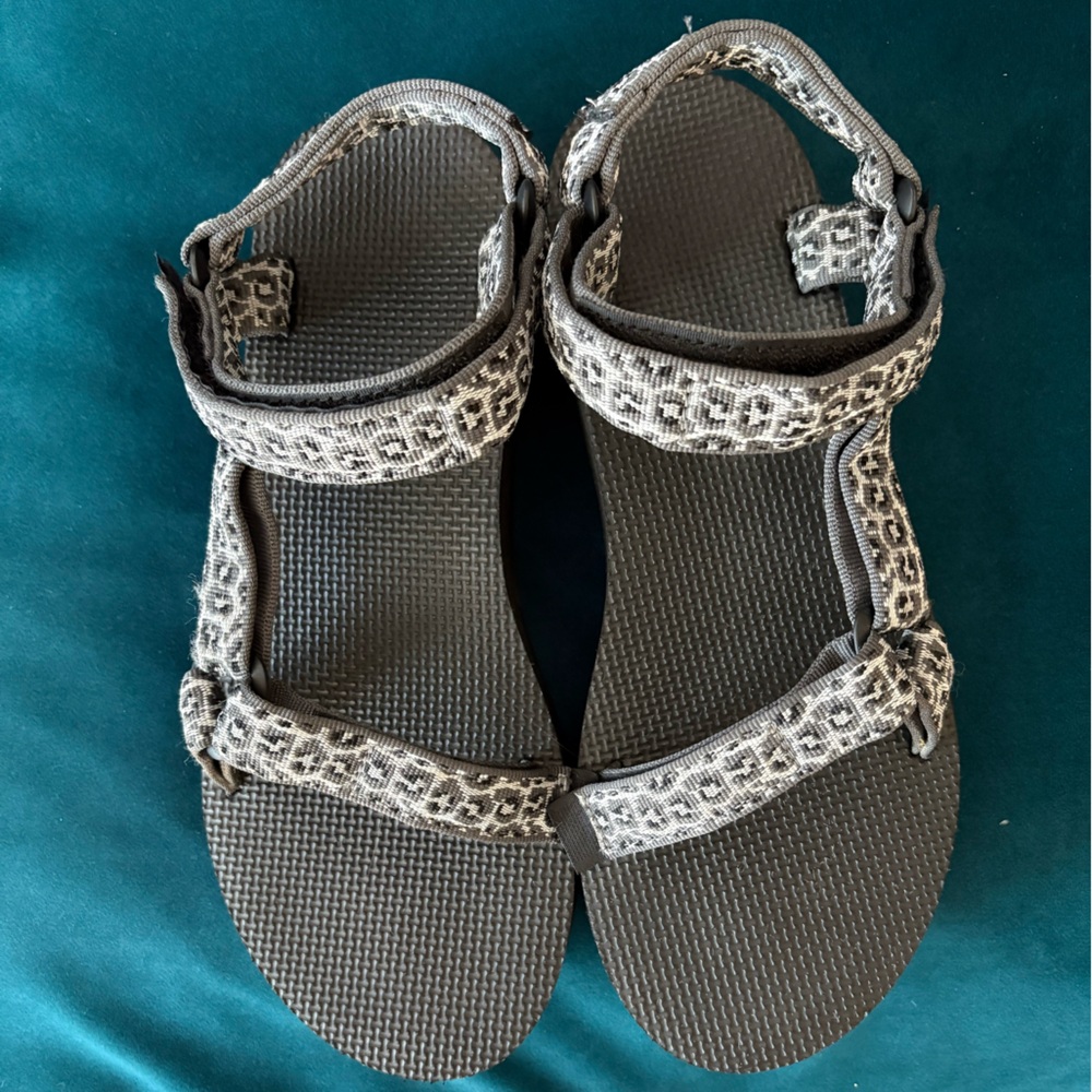 Teva Women's Black and Gray Sandals